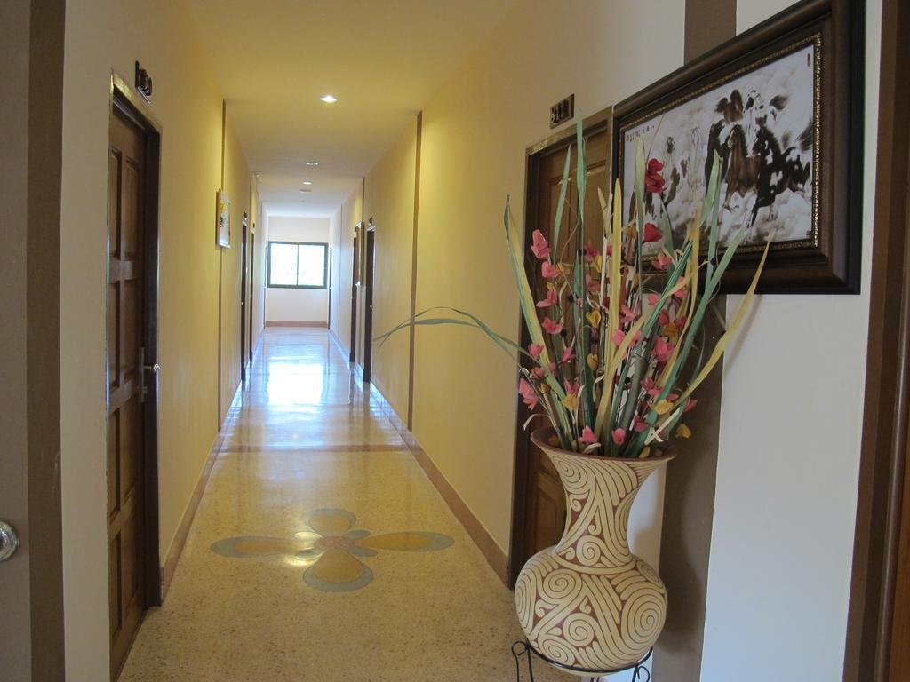 The Star Hotel Udon Thani Dış mekan fotoğraf